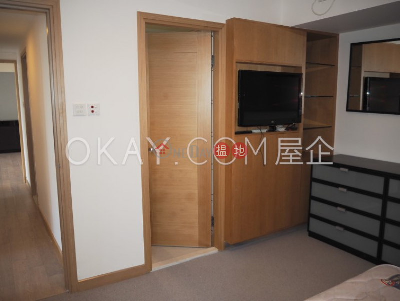 HK$ 56,000/ month Realty Gardens Western District Efficient 3 bed on high floor with balcony & parking | Rental