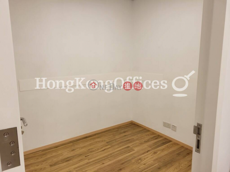 HK$ 36,584/ month | 128 Wellington Street | Central District Office Unit for Rent at 128 Wellington Street