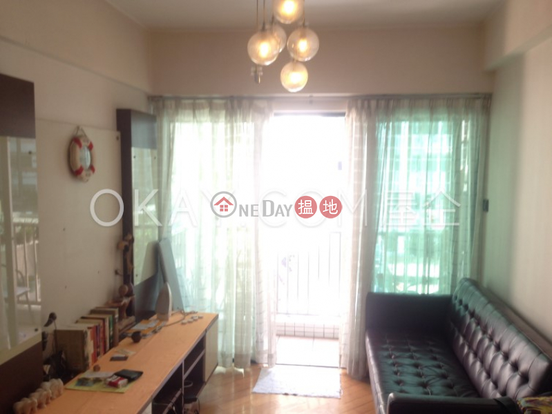 Generous 2 bedroom with balcony | For Sale | Elite\'s Place 俊陞華庭 Sales Listings