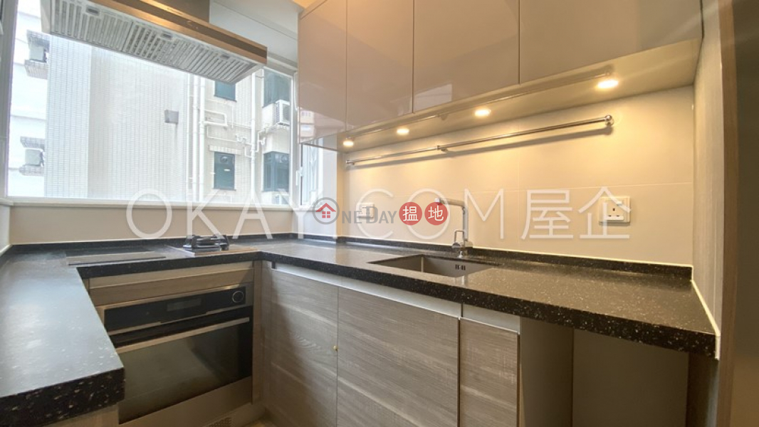 Luxurious 2 bedroom in Mid-levels West | For Sale | Floral Tower 福熙苑 Sales Listings