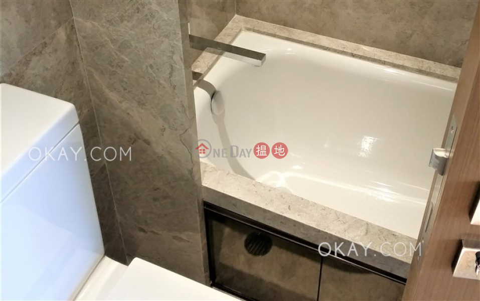 HK$ 26,000/ month The Nova, Western District, Lovely 1 bedroom with balcony | Rental
