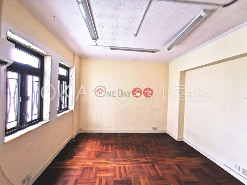 Elegant 3 bedroom with parking | Rental | 9 Moreton Terrace | Wan Chai District Hong Kong Rental, HK$ 52,000/ month