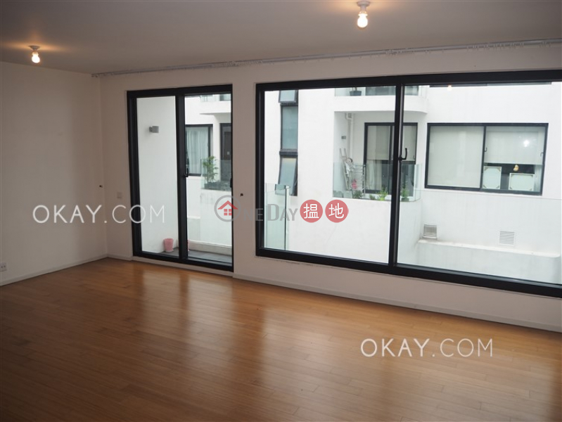 Elegant 3 bedroom with balcony & parking | Rental | Aqua 33 金粟街33號 Rental Listings