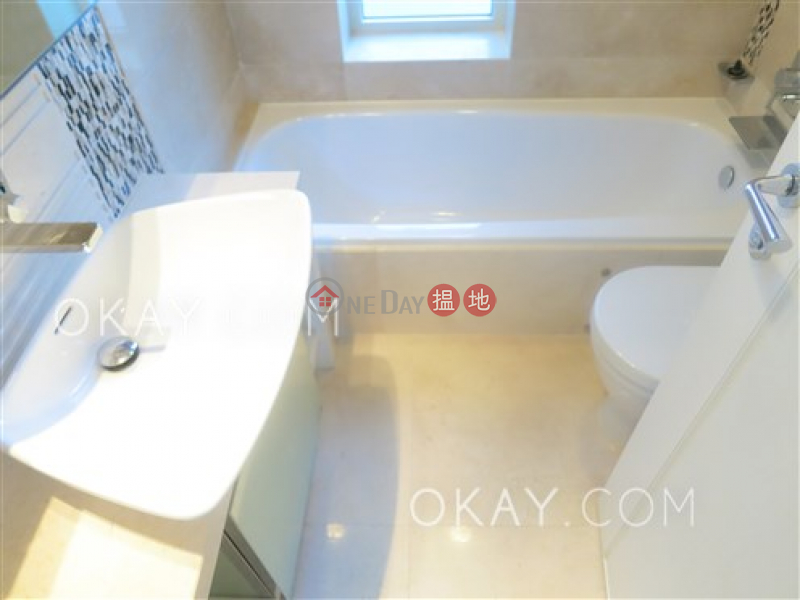 Unique 3 bedroom with balcony | For Sale, 18 Conduit Road 干德道18號 Sales Listings | Western District (OKAY-S75578)