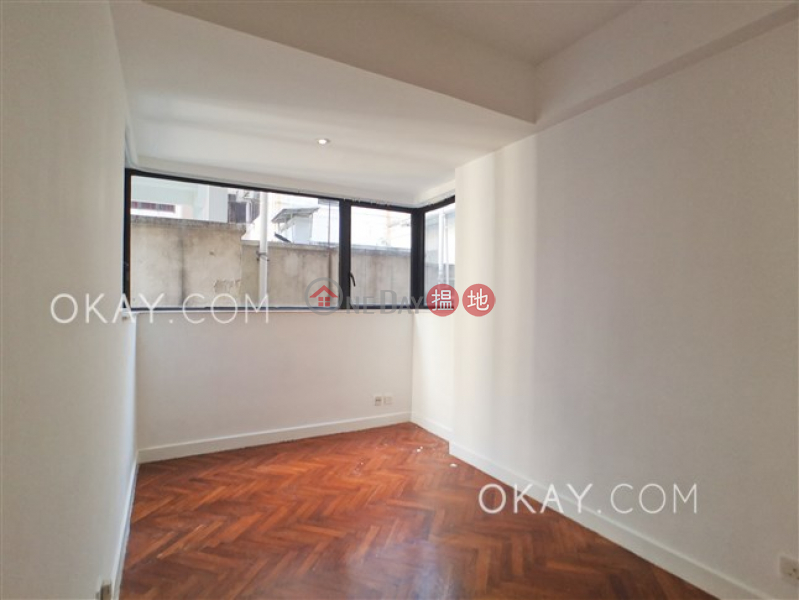HK$ 38,000/ month | 62B Robinson Road, Western District Lovely 3 bedroom in Mid-levels West | Rental