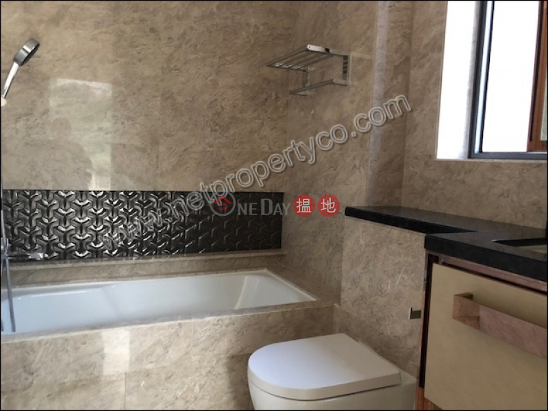 HK$ 25,200/ month | 8 Mui Hing Street | Wan Chai District | Apartment for Rent in Happy Valley
