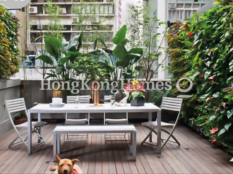 Property Search Hong Kong | OneDay | Residential | Rental Listings, 3 Bedroom Family Unit for Rent at Yu Hing Mansion