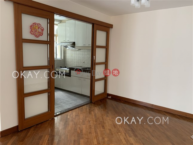 Luxurious 3 bedroom with balcony | Rental 4 Tai Wing Avenue | Eastern District Hong Kong Rental, HK$ 35,000/ month
