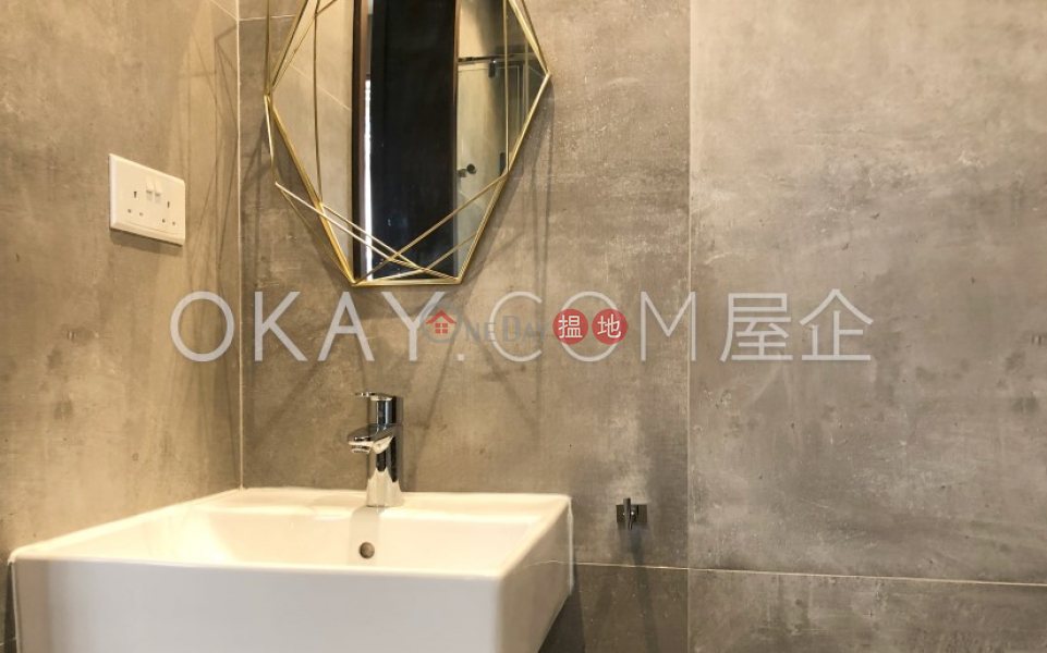 Property Search Hong Kong | OneDay | Residential, Rental Listings, Unique 2 bedroom in Mid-levels West | Rental