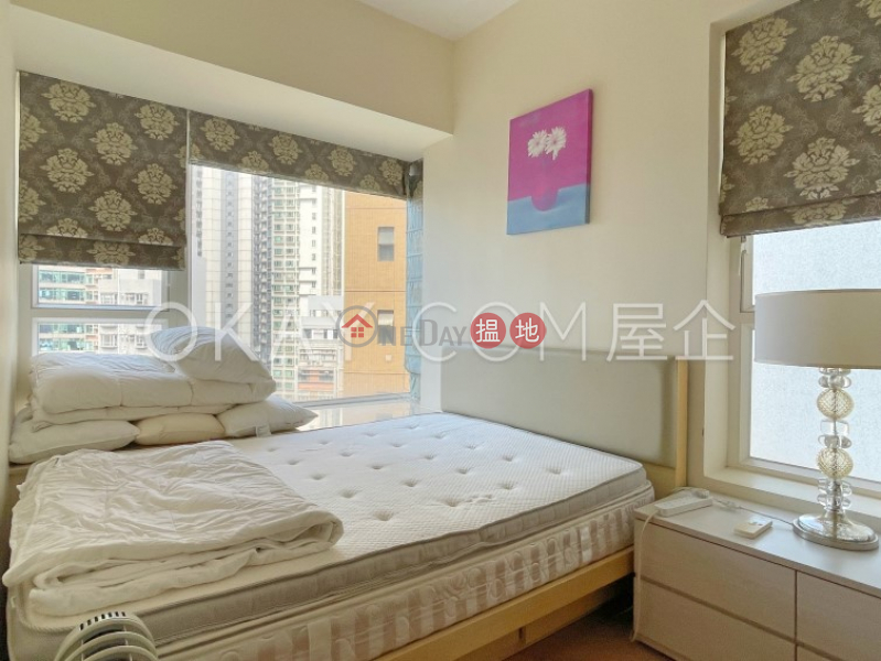 HK$ 13.5M | The Icon, Western District Luxurious 2 bedroom with harbour views & balcony | For Sale