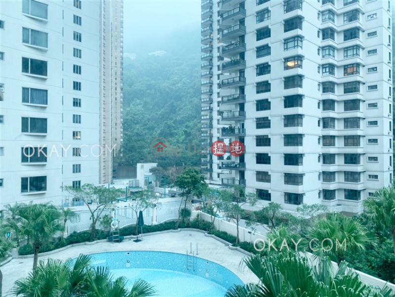 HK$ 55,000/ month | Hillsborough Court Central District, Stylish 3 bedroom with parking | Rental