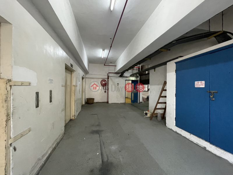 罕有放盤, 全層單位 單一業主 好管理|20-26宏業西街 | 元朗香港|出租-HK$ 231,000/ 月