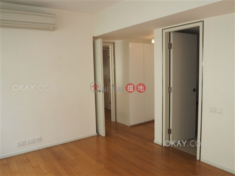 Lovely 3 bedroom with balcony & parking | For Sale | Aqua 33 金粟街33號 Sales Listings