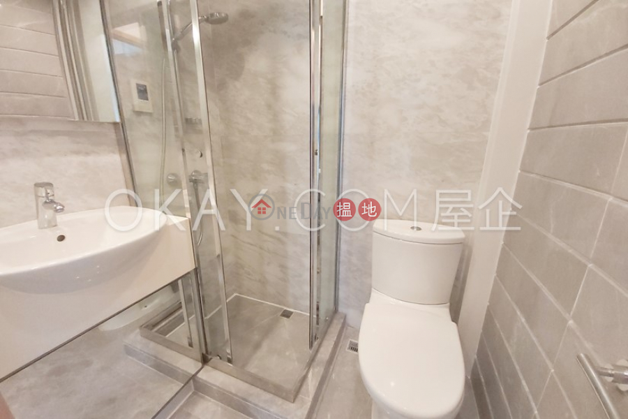 HK$ 27,000/ month, High Park 99 Western District | Tasteful 2 bedroom with balcony | Rental