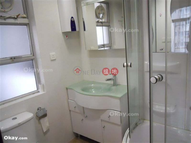 HK$ 37,000/ month, Block B Dragon Court, Eastern District, Efficient 3 bedroom with balcony & parking | Rental
