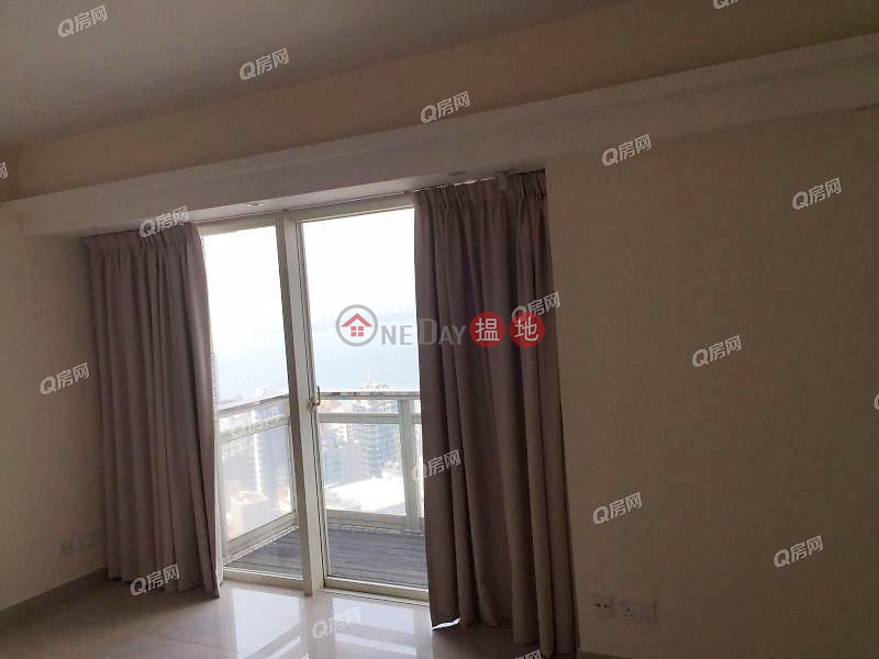 HK$ 90,000/ month, Centrestage | Central District | Centrestage | 3 bedroom High Floor Flat for Rent