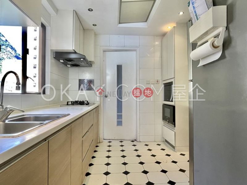 HK$ 65,000/ month Yukon Court, Western District | Luxurious 3 bedroom with balcony | Rental