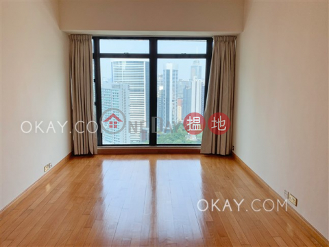 Stylish 2 bedroom in Mid-levels Central | Rental | Fairlane Tower 寶雲山莊 _0