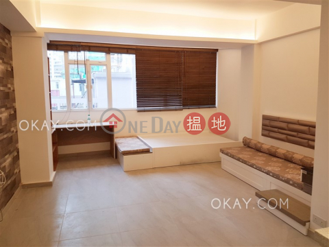 Cozy in Central | For Sale, 48-50 Lyndhurst Terrace 擺花街48號 | Central District (OKAY-S355870)_0