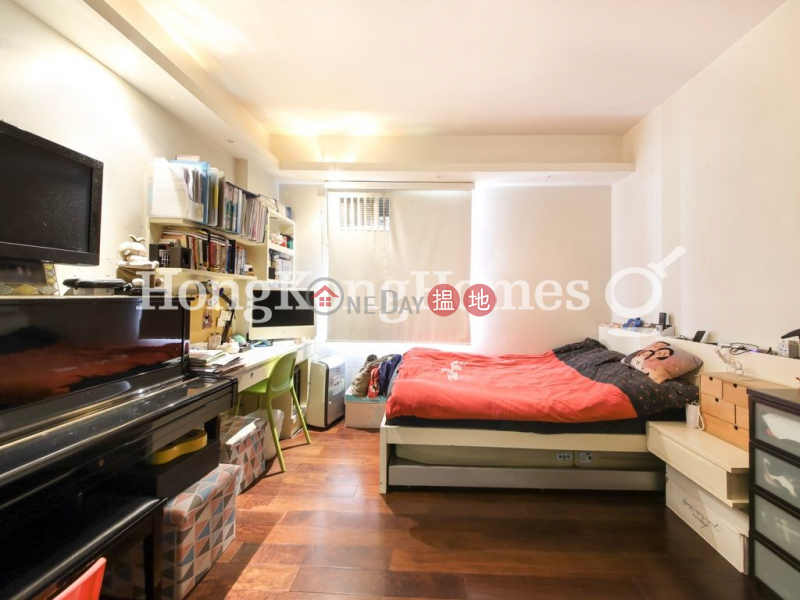 3 Bedroom Family Unit at Fulham Garden | For Sale, 84 Pok Fu Lam Road | Western District Hong Kong Sales, HK$ 26M