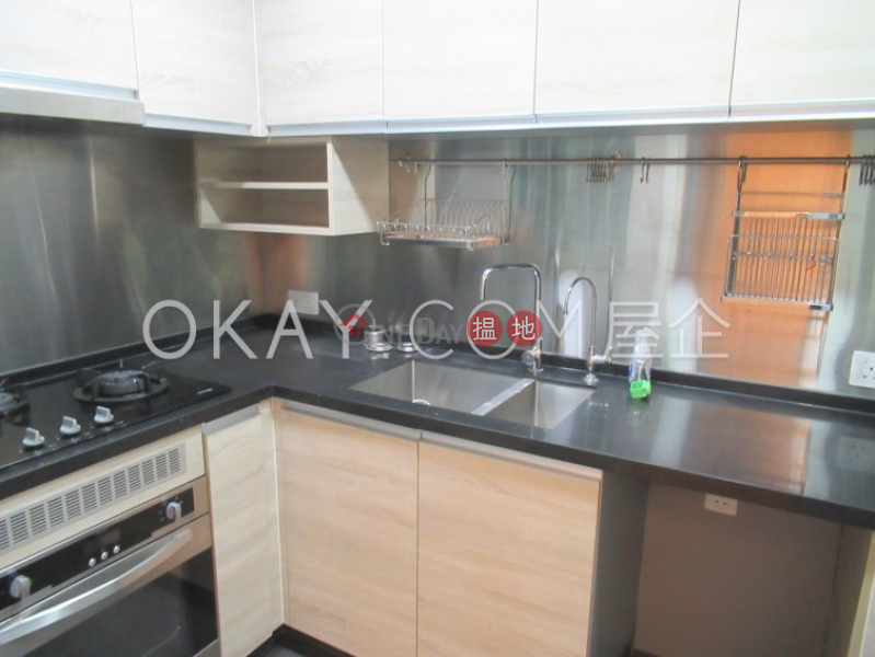 HK$ 33,800/ month Goldwin Heights | Western District, Gorgeous 3 bedroom in Mid-levels West | Rental