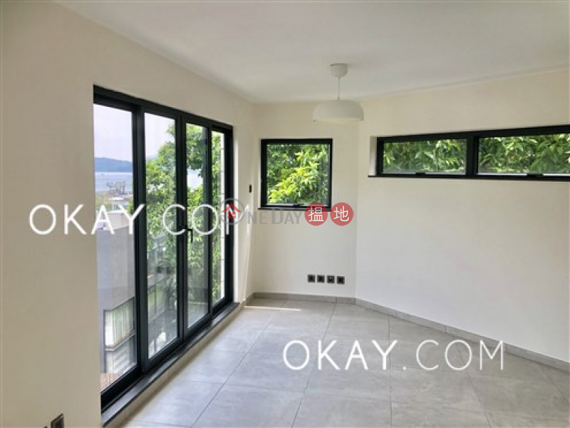 HK$ 42,000/ month | 48 Sheung Sze Wan Village Sai Kung | Stylish house with rooftop | Rental