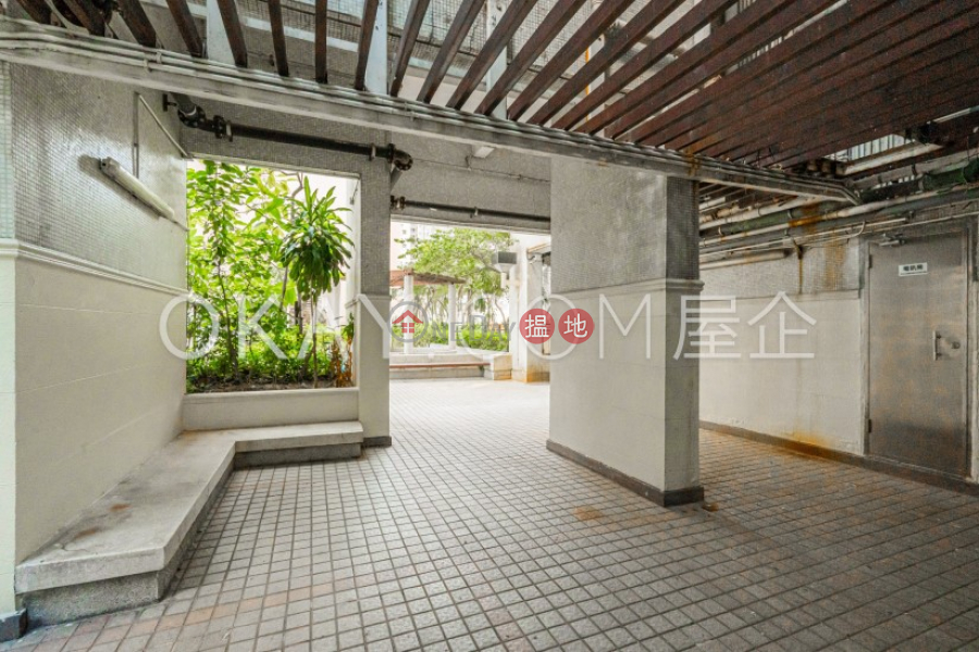 Property Search Hong Kong | OneDay | Residential | Sales Listings Intimate 2 bedroom on high floor | For Sale