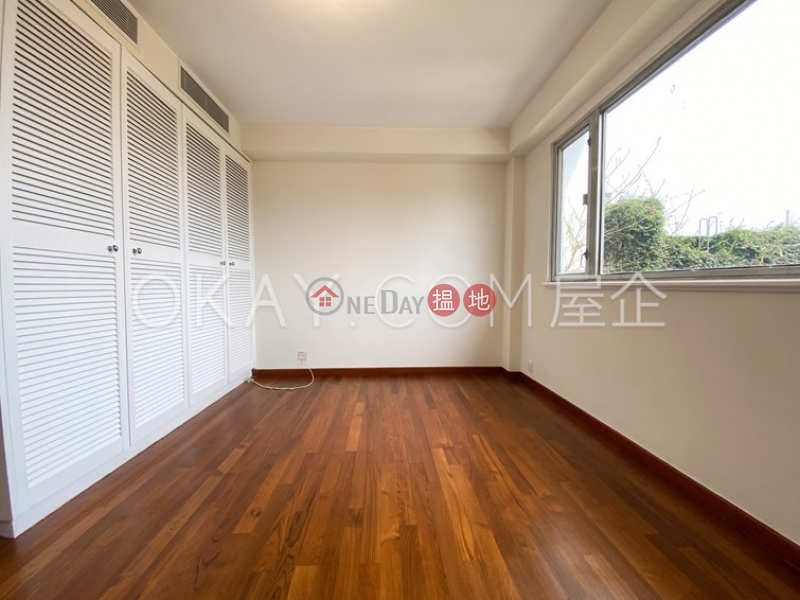 HK$ 155,000/ month Helene Garden, Southern District, Stylish penthouse with sea views, rooftop | Rental