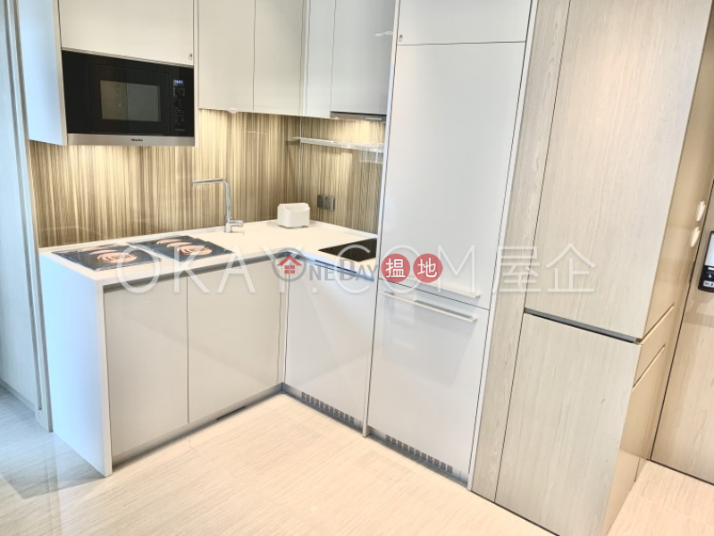 HK$ 32,400/ month, Townplace Western District, Rare 1 bedroom on high floor with balcony | Rental