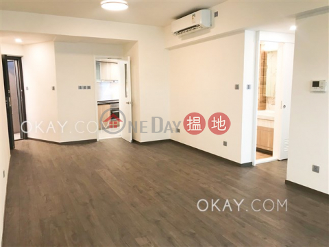 Rare 3 bedroom on high floor with rooftop & parking | Rental | C.C. Lodge 優悠台 _0