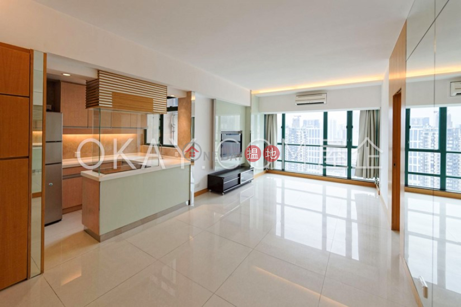 HK$ 45,000/ month | Caroline Garden | Wan Chai District | Stylish 3 bedroom on high floor | Rental
