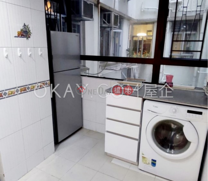 HK$ 32,000/ month, Ping On Mansion | Western District Unique 3 bedroom in Mid-levels West | Rental
