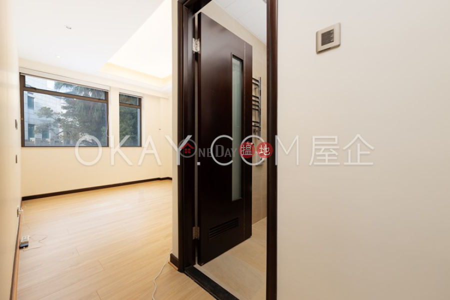 Gorgeous 2 bedroom with parking | Rental | 61A-61B Mount Kellett Road | Central District Hong Kong | Rental HK$ 63,000/ month