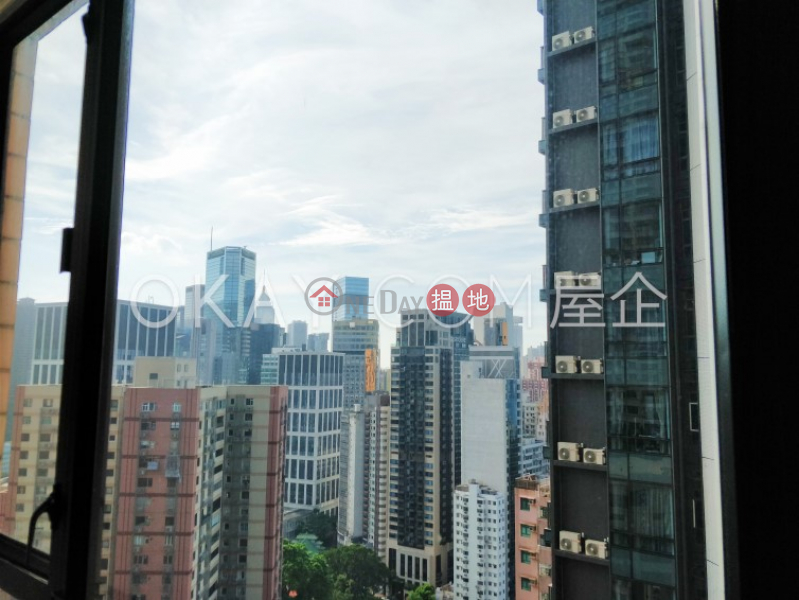 HK$ 13.5M | 1 Tai Hang Road | Wan Chai District | Elegant 2 bedroom on high floor | For Sale