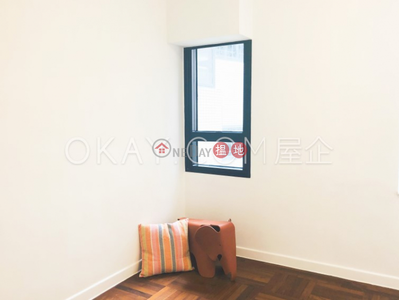 Stylish 4 bedroom with parking | Rental, Queen\'s Garden 裕景花園 Rental Listings | Central District (OKAY-R23394)