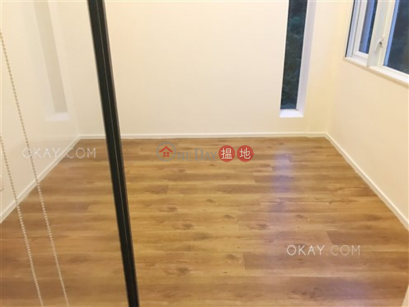 HK$ 20M, Full View Court, Wan Chai District Nicely kept 2 bedroom with parking | For Sale