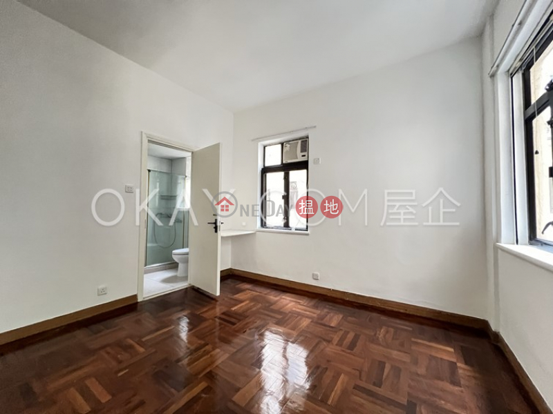 Efficient 3 bedroom in Mid-levels Central | Rental | Donnell Court - No.52 端納大廈 - 52號 Rental Listings