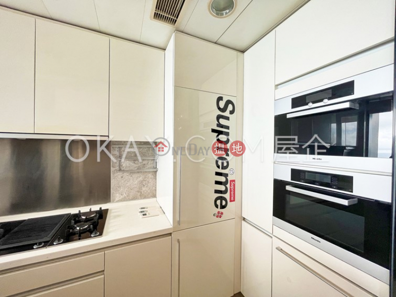 Nicely kept 2 bedroom with balcony | For Sale | 688 Bel-air Ave | Southern District Hong Kong, Sales HK$ 19.8M