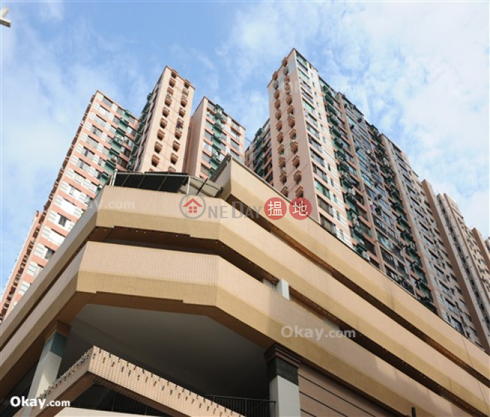 HK$ 30,000/ month | Maiden Court, Eastern District | Tasteful 2 bedroom on high floor with parking | Rental