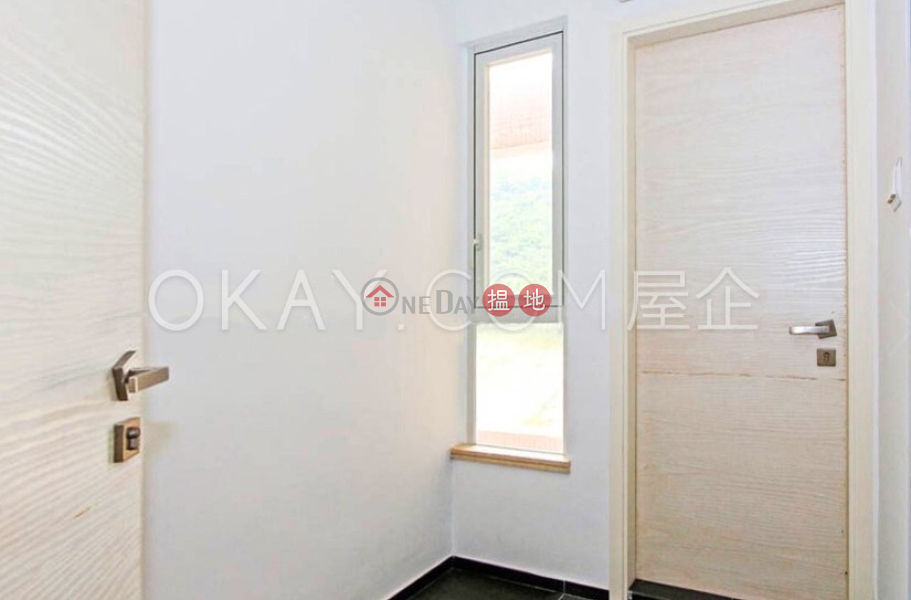 Stylish 2 bedroom with sea views, balcony | For Sale | 18 Pak Pat Shan Road | Southern District Hong Kong Sales | HK$ 27.8M