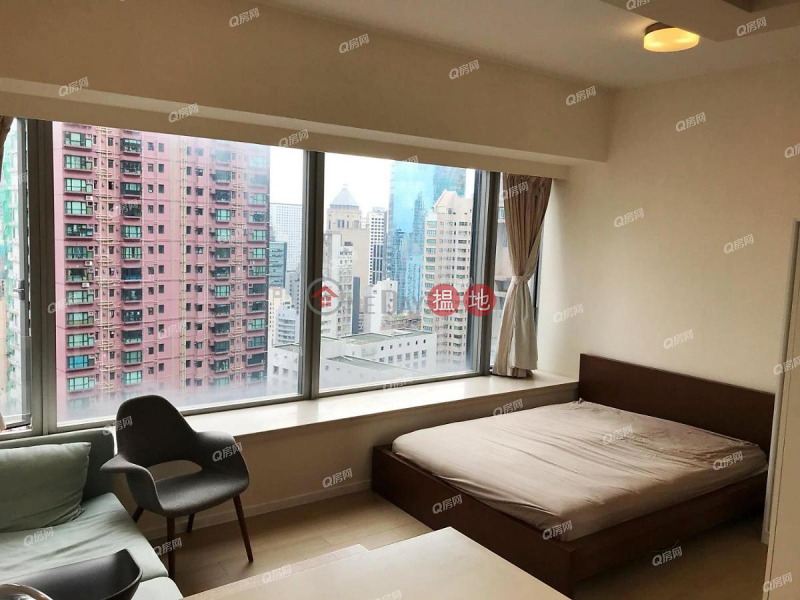 Property Search Hong Kong | OneDay | Residential | Rental Listings Soho 38 | Mid Floor Flat for Rent
