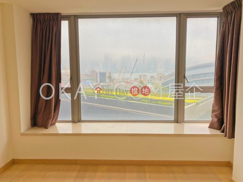 HK$ 62,000/ month | Grand Austin Tower 1, Yau Tsim Mong | Lovely 4 bedroom with balcony | Rental