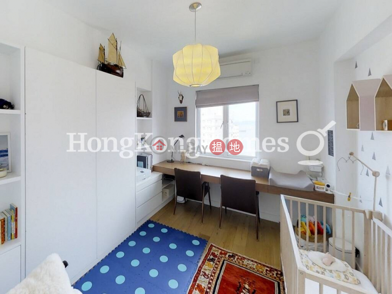 3 Bedroom Family Unit for Rent at Block 25-27 Baguio Villa 550 Victoria Road | Western District, Hong Kong | Rental, HK$ 60,000/ month