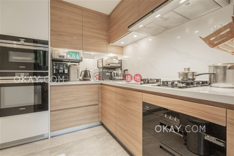 HK$ 76,000/ month, Skyline Mansion | Western District, Efficient 2 bedroom with balcony & parking | Rental
