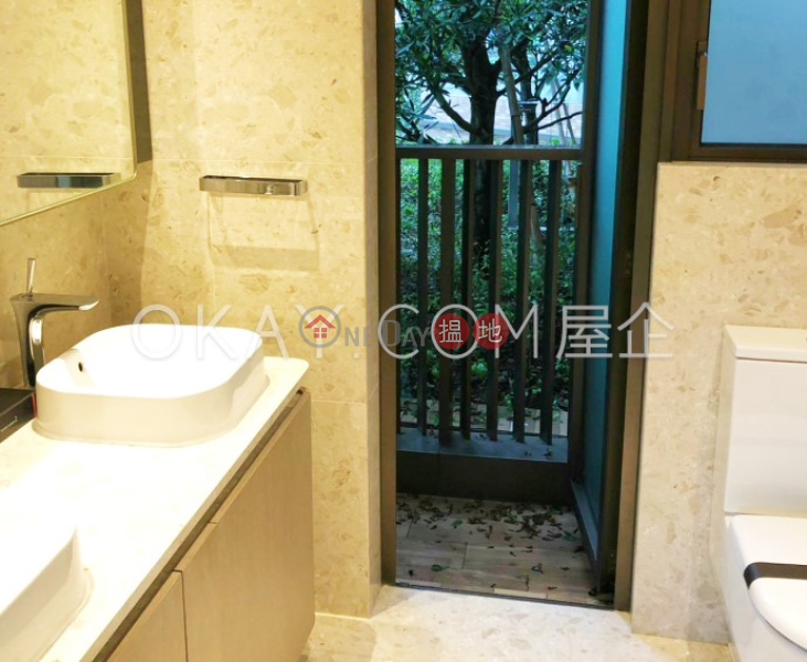 HK$ 52,000/ month, Block 1 New Jade Garden, Chai Wan District | Elegant 4 bedroom with terrace & balcony | Rental