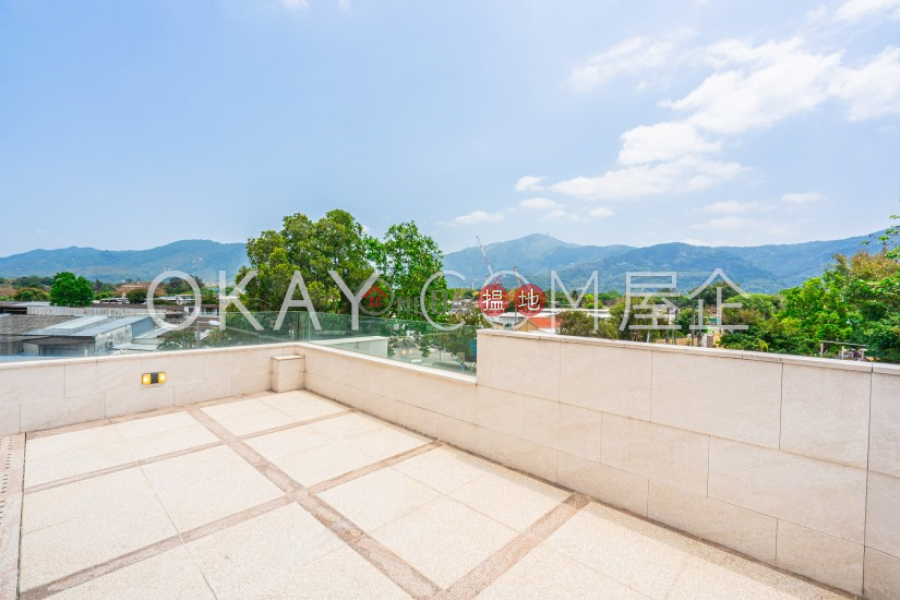 Property Search Hong Kong | OneDay | Residential | Rental Listings | Rare house with rooftop & parking | Rental