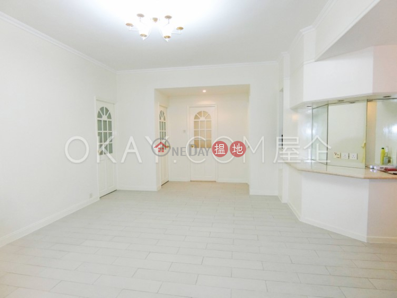 Popular 3 bedroom in Mid-levels West | For Sale | Sung Ling Mansion 崇寧大廈 Sales Listings