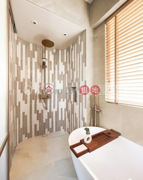 Property Search Hong Kong | OneDay | Residential | Sales Listings, Tasteful 1 bedroom on high floor with rooftop | For Sale