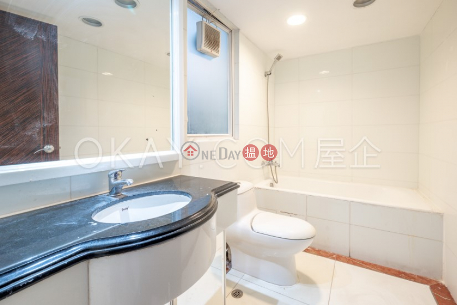 Elegant 2 bedroom in Pokfulam | Rental 216 Victoria Road | Western District | Hong Kong, Rental | HK$ 35,000/ month