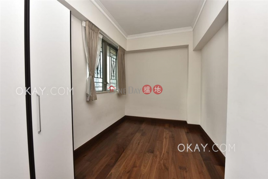 Rare 4 bedroom on high floor with balcony & parking | For Sale | No 31 Robinson Road 羅便臣道31號 Sales Listings